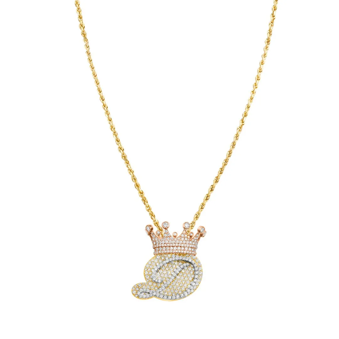 14k Gold King D Pendant 3.82 Ctw