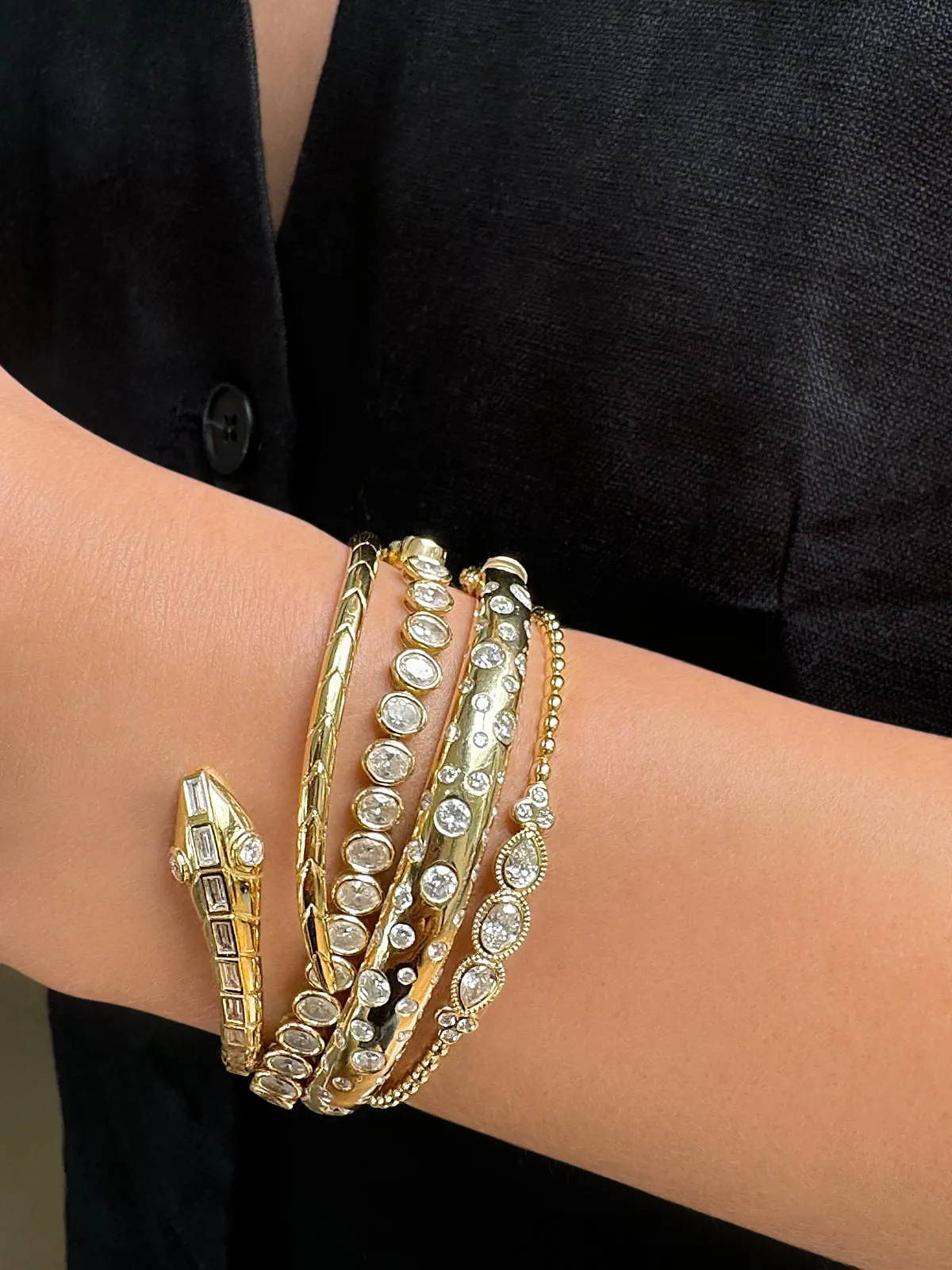 18K YG Baguette Diamond Snake Bangle