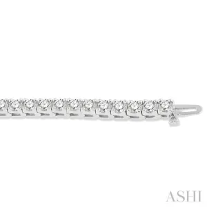 8 Ctw Square Shape Round Cut Diamond Tennis Bracelet in 14K White gold