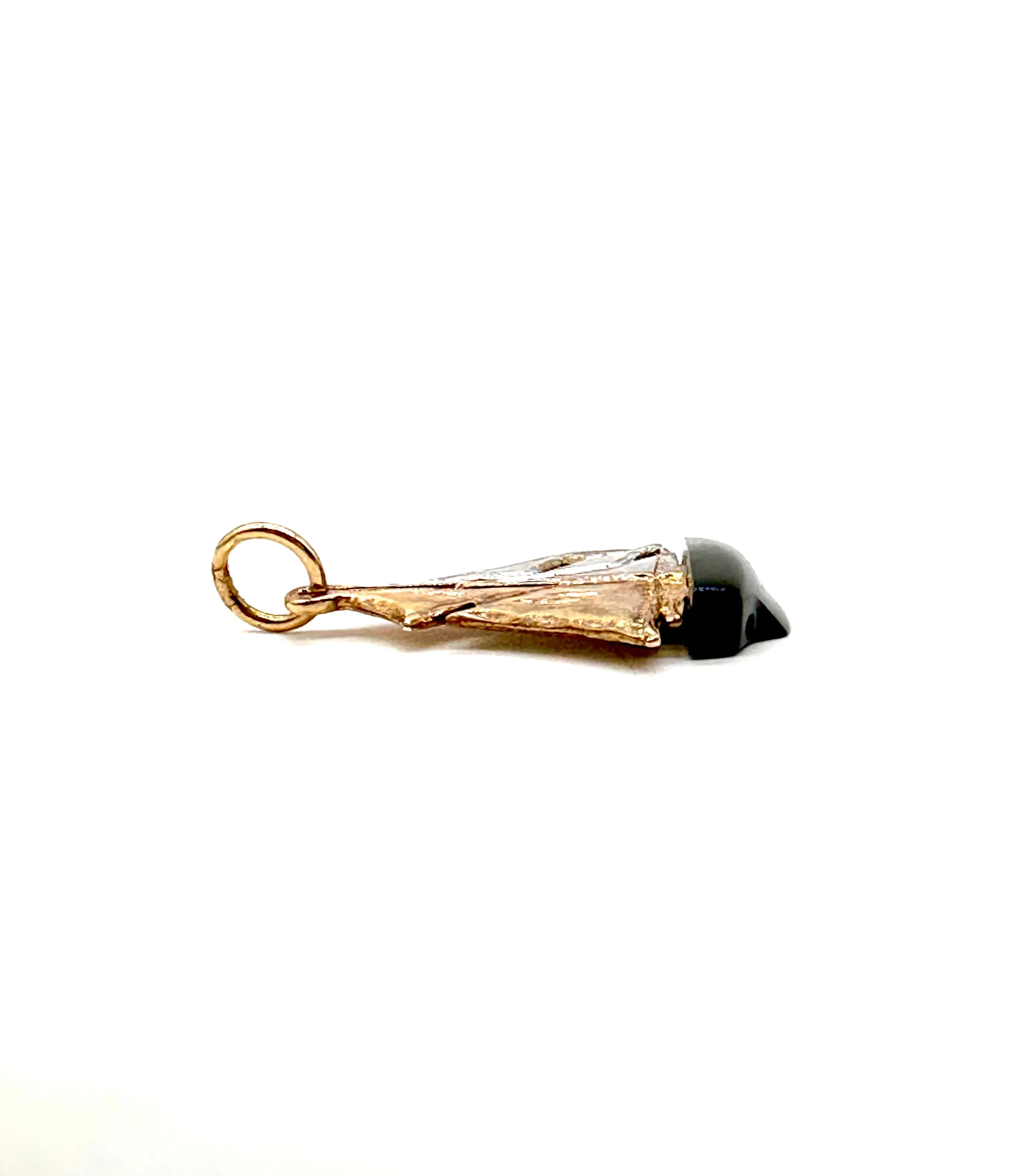 Black onyx and gold sailboat pendant