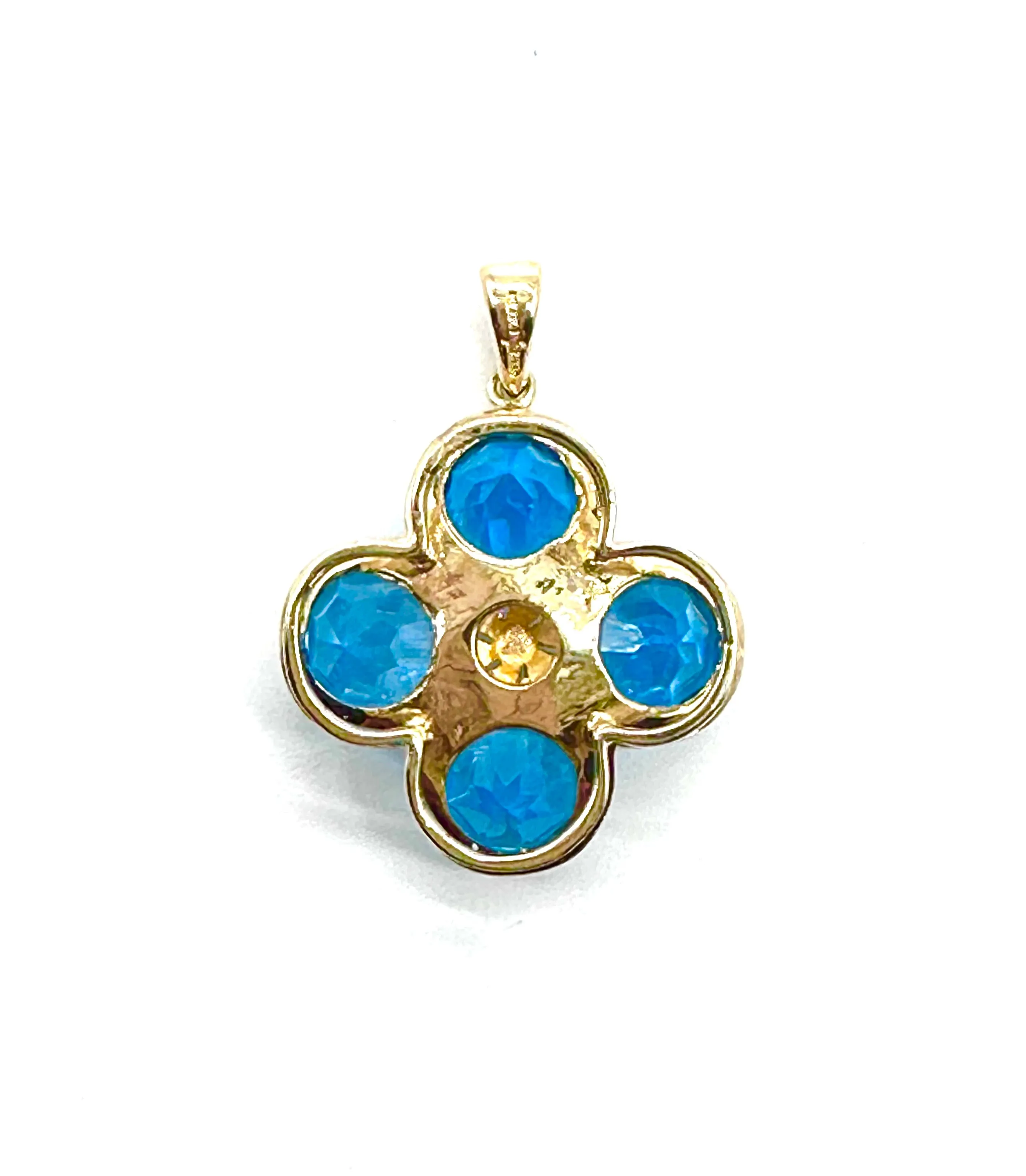 Blue topaz flower pendant