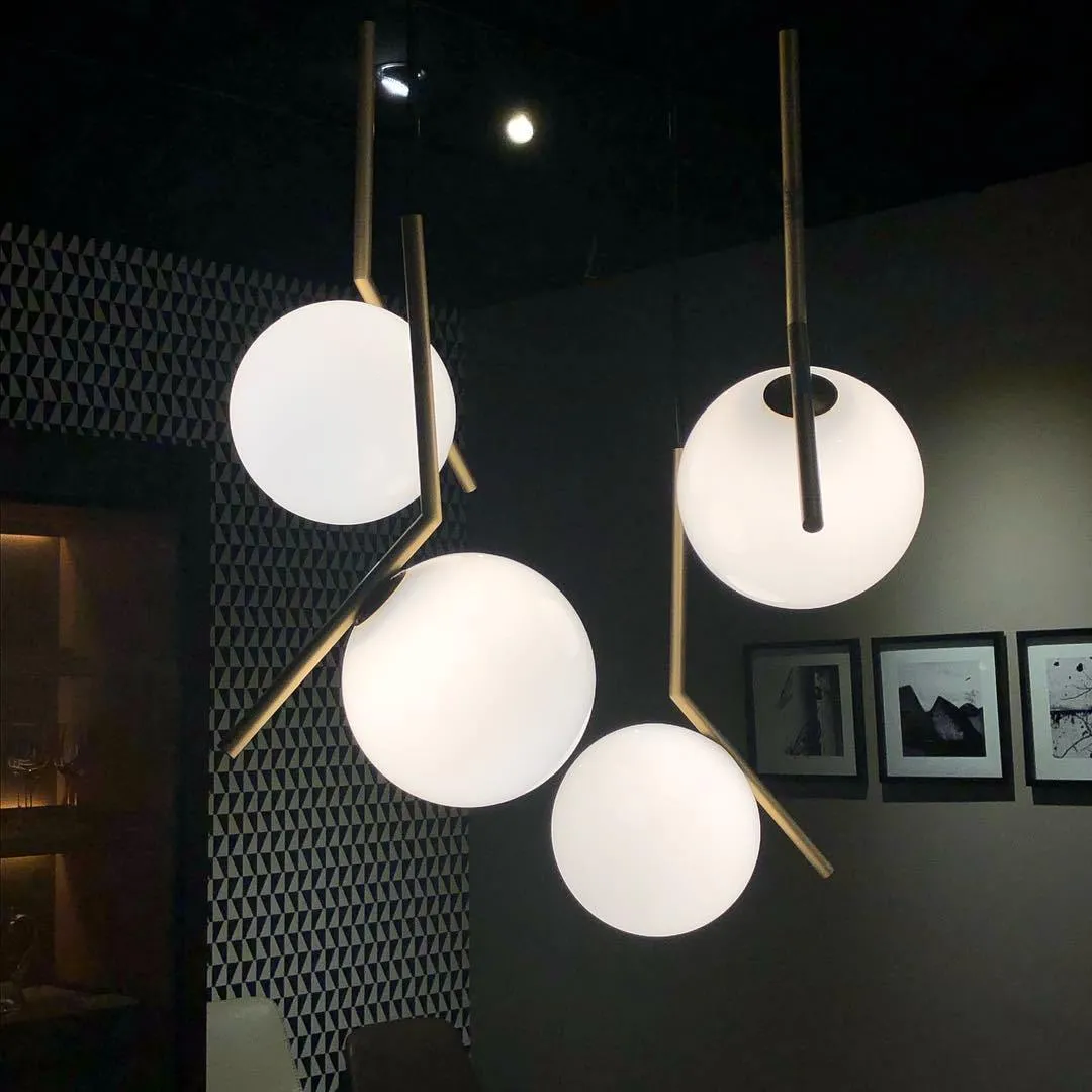 Corner Round Pendant Light