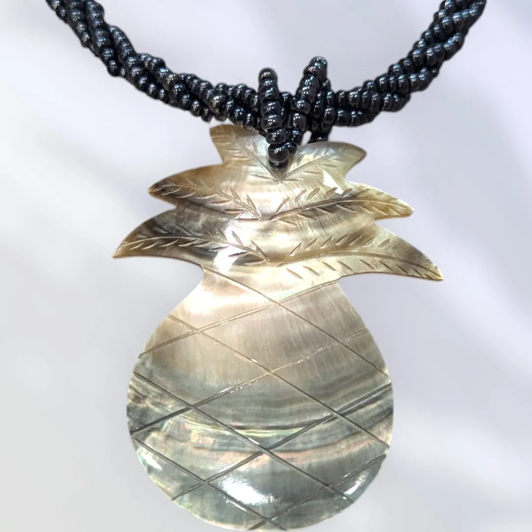 Hawaiian Style Beaded Shell Necklace –  Pineapple Motif