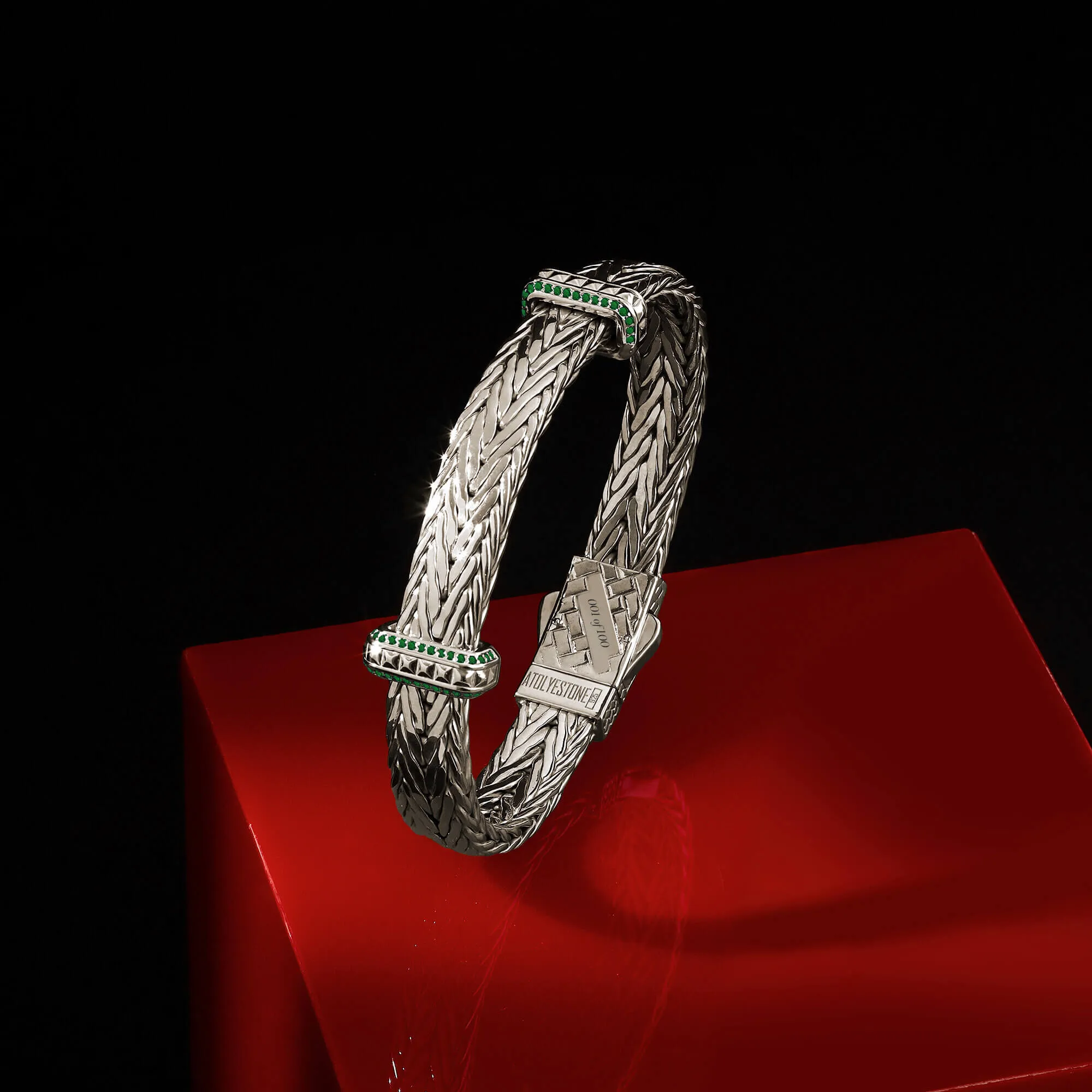 Iconic Emerald Woven Elements Bangle