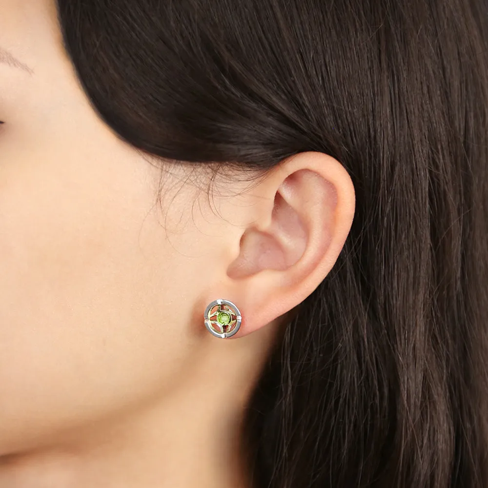 Jalan Besar Small Stud Earrings - Sterling Silver - Peridot