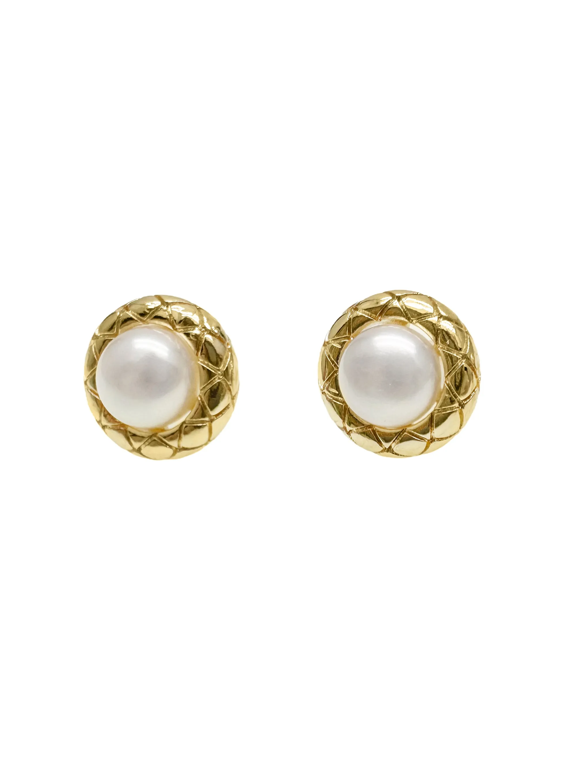 Minimalist Round Freshwater Pearls Stud Earrings LE039