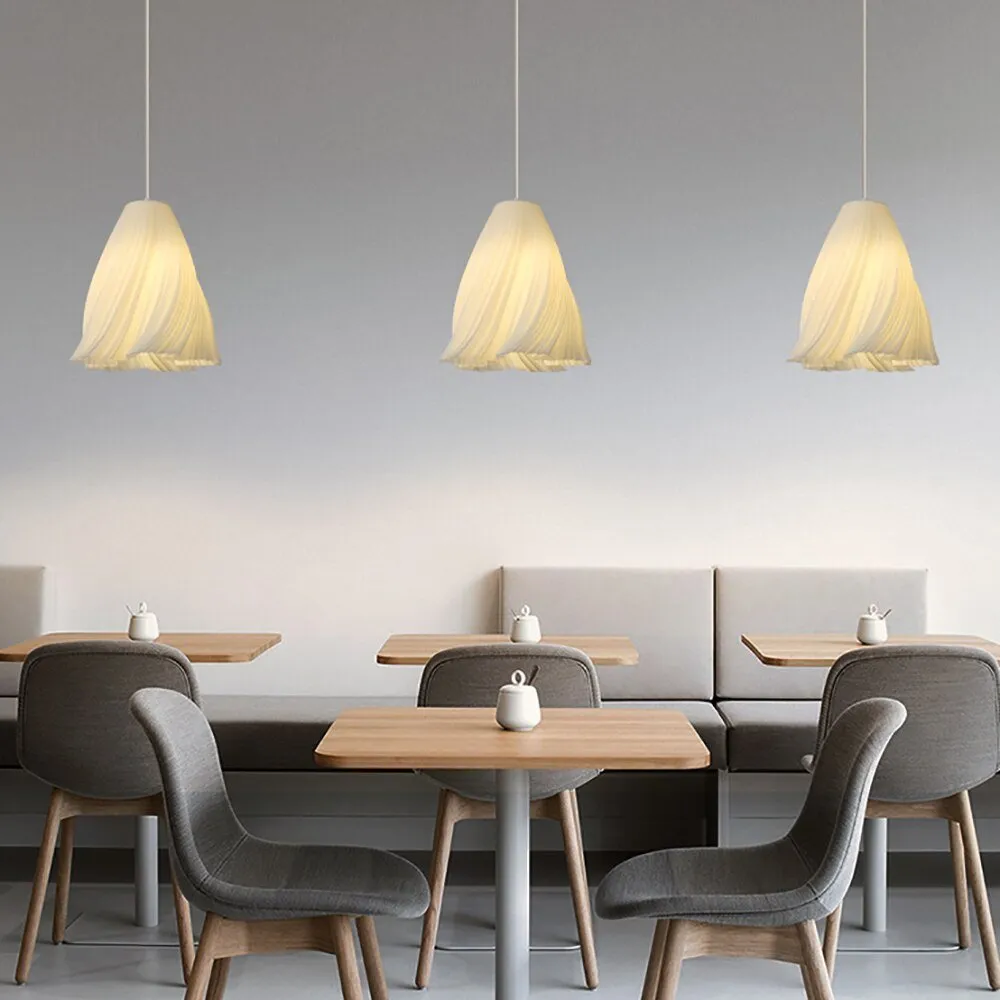 Modern 3D Creative Small Chandelier Pendant Lights for Restaurant Bedside Bar Kitchen Kids Room