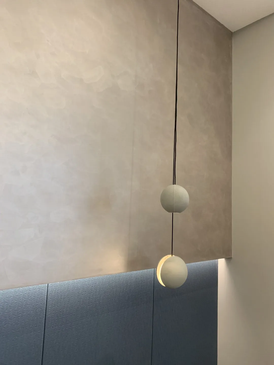 Moon Concrete Pendant Lamp