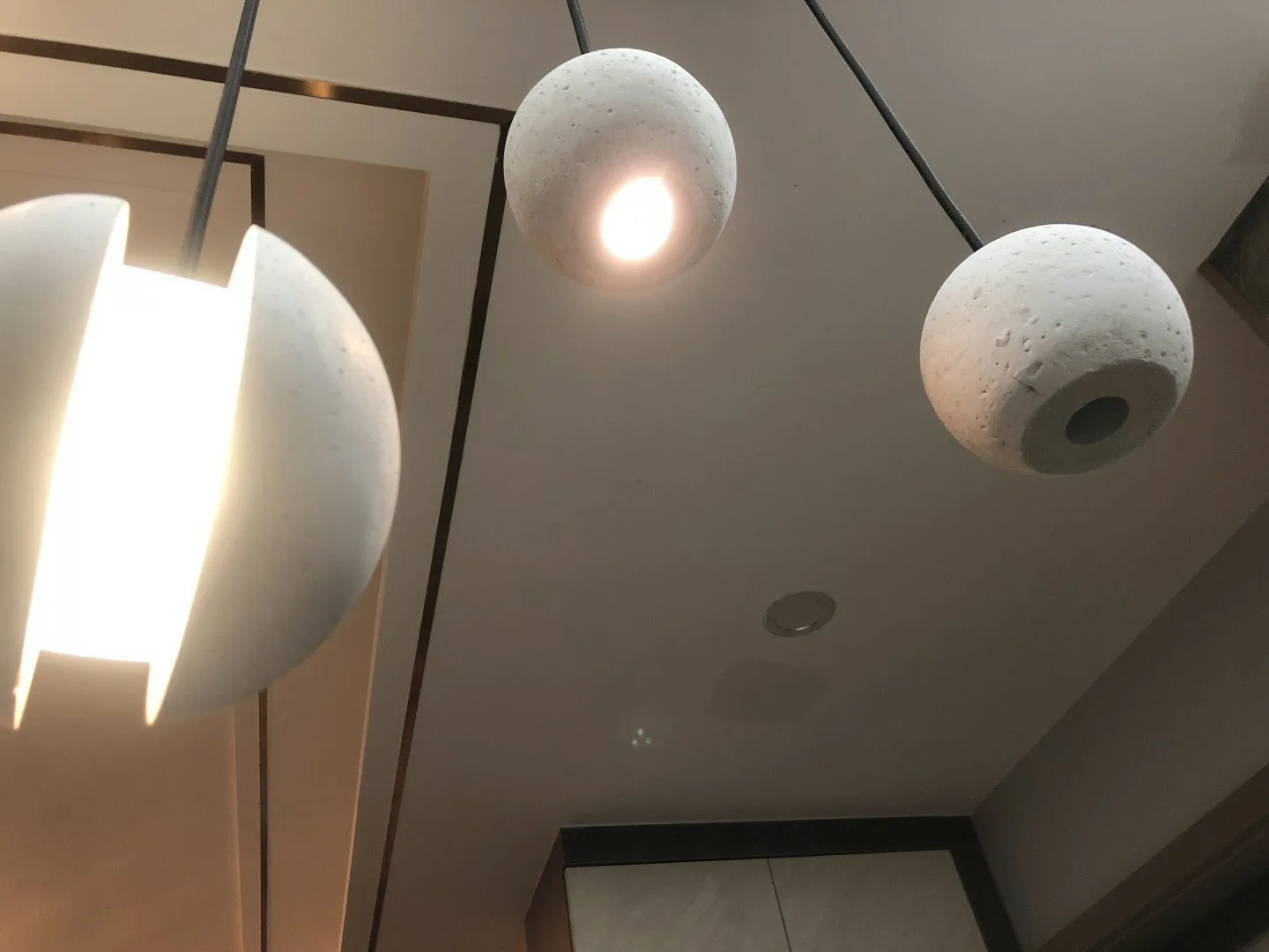 Moon Concrete Pendant Lamp