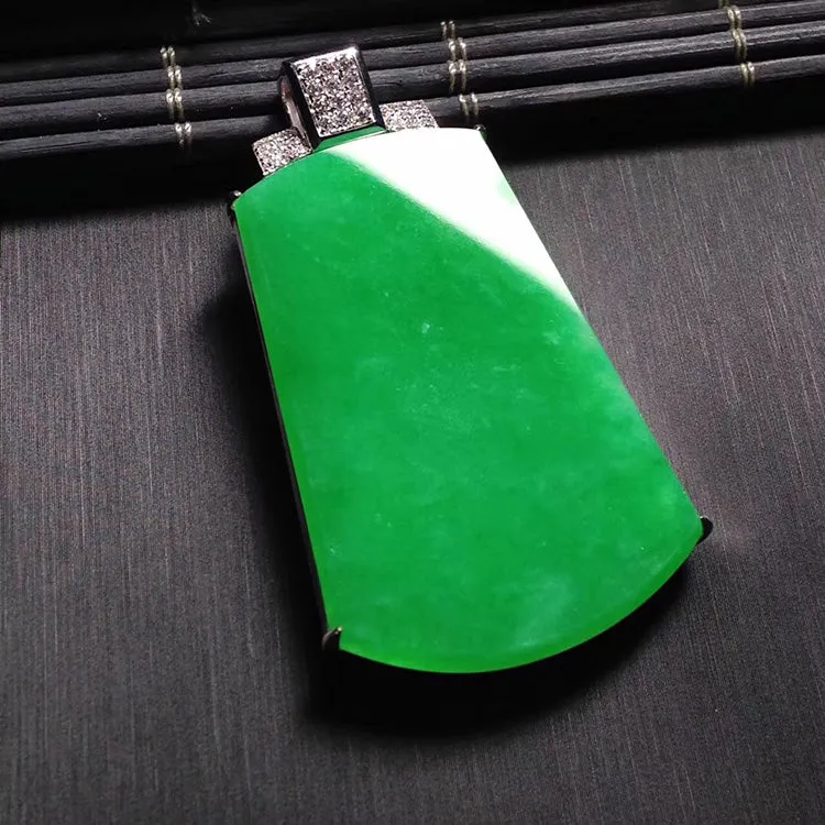 Natural Jade Pendant Jadeite Gold Pendant PT203