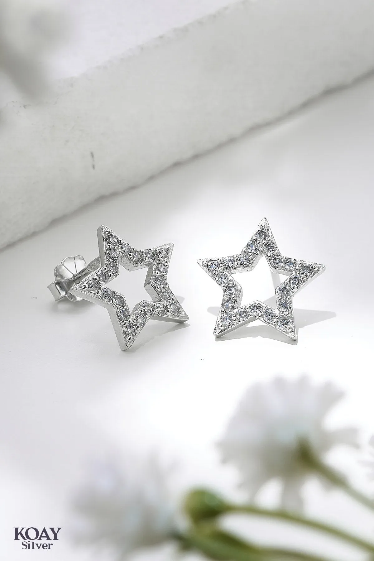 S Zircon Star Earring