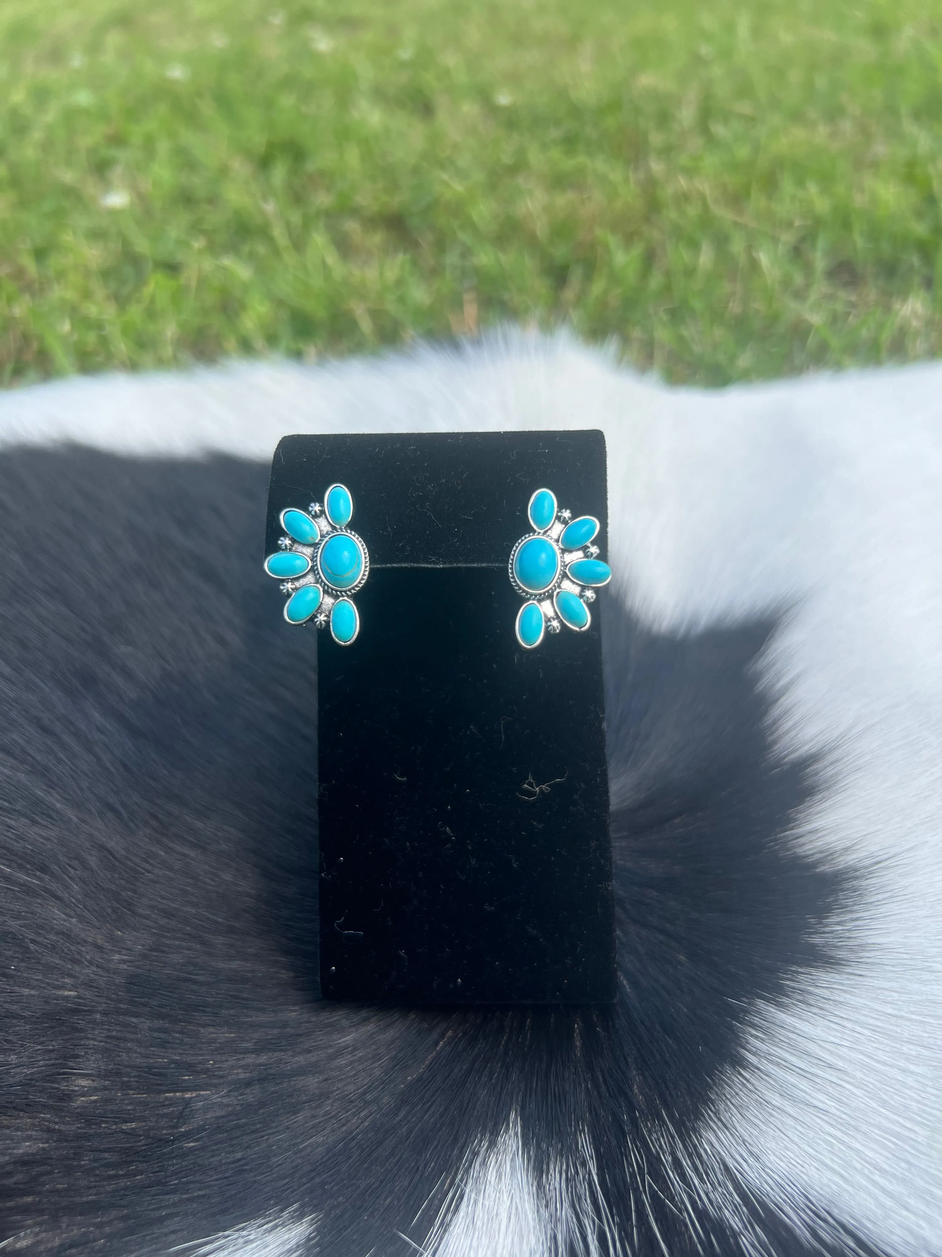 Small Turquoise Cluster Stud Earrings