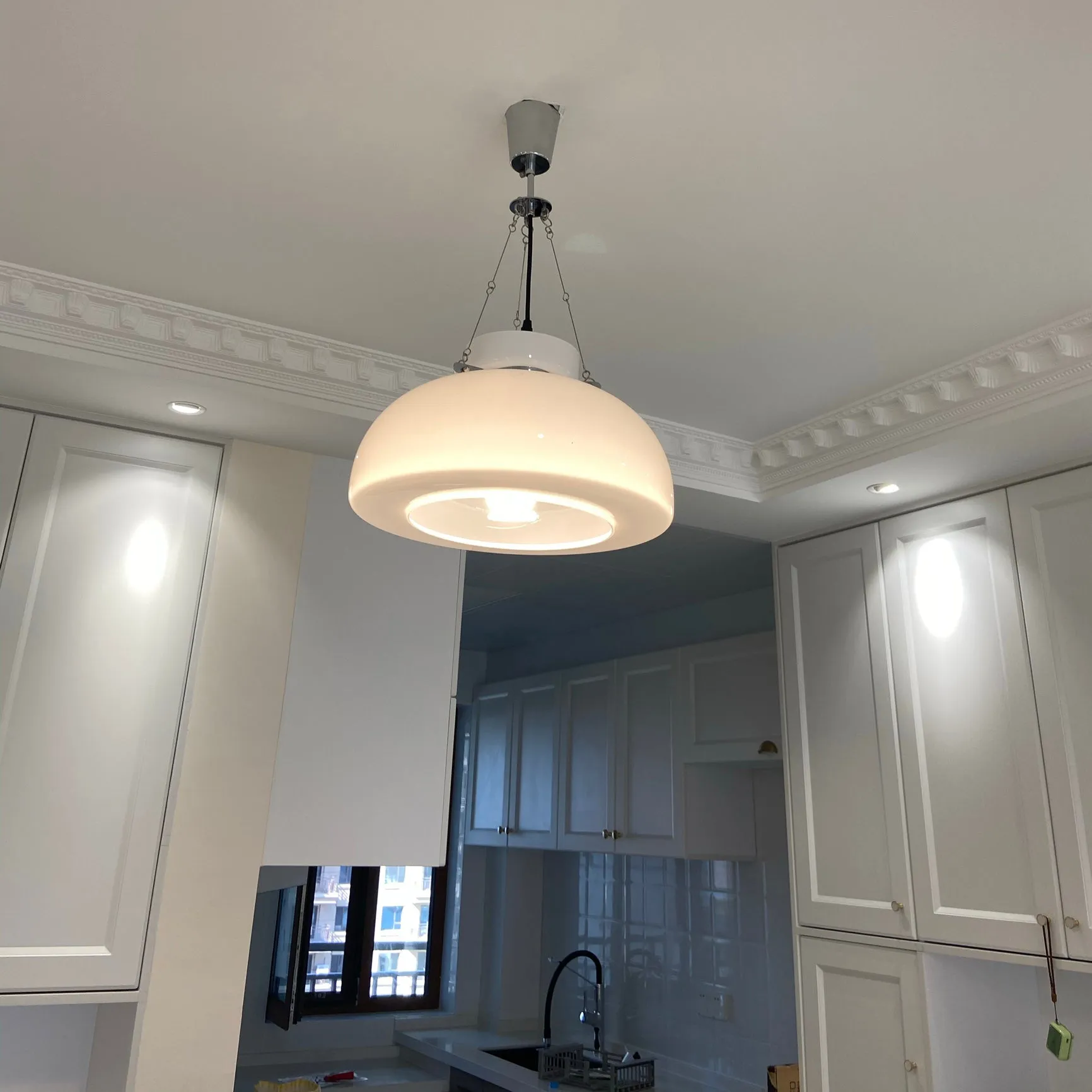 White Glass Pendant Lamp