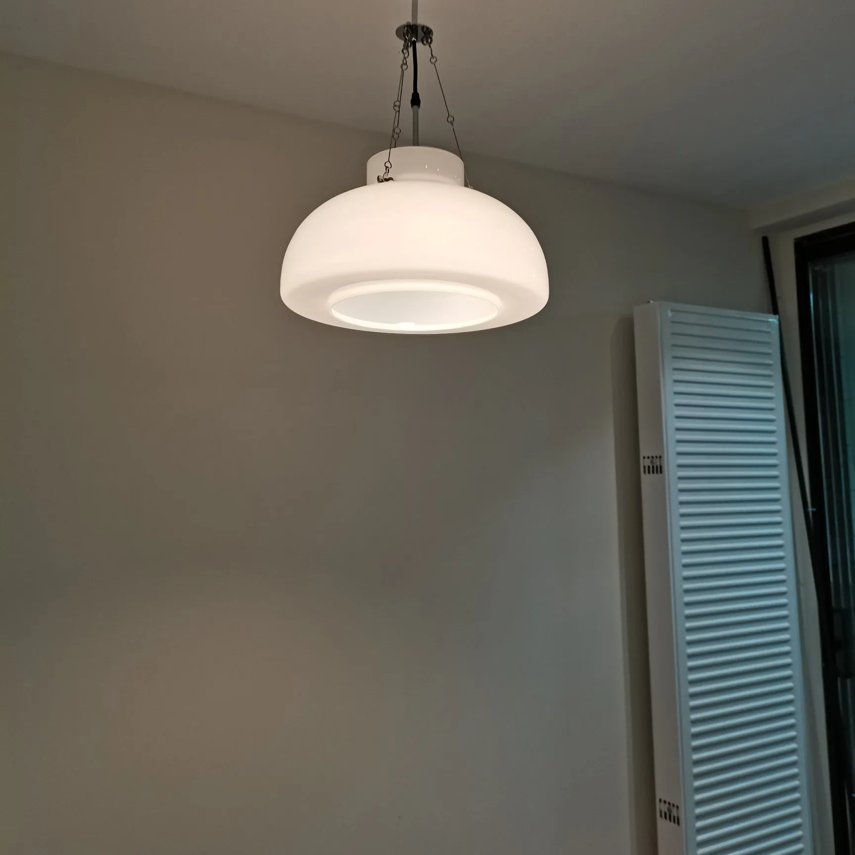 White Glass Pendant Lamp